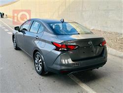 نيسان فيرسا